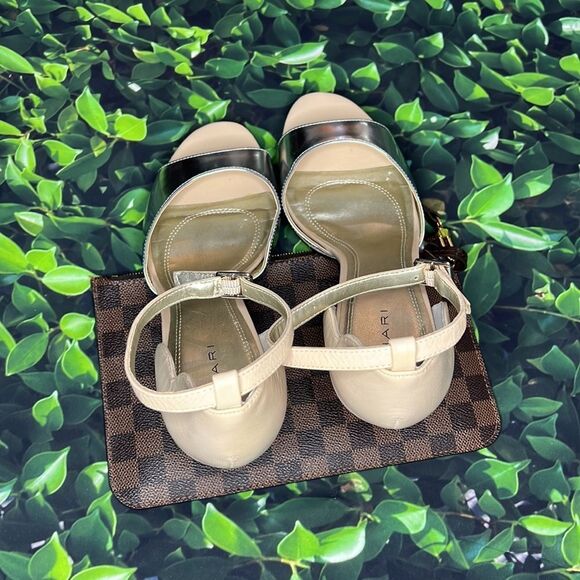 Silver and cream, Tahari heels - Picture 7 of 8